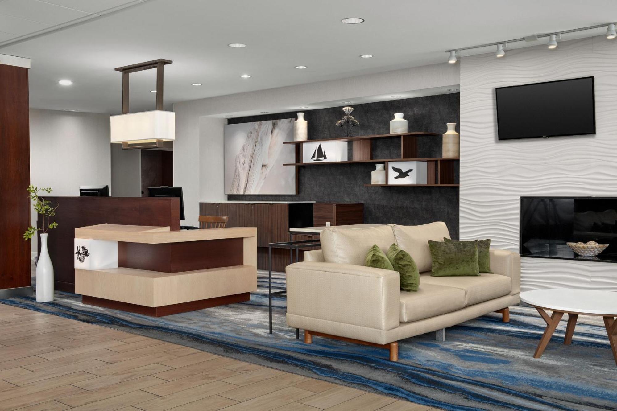 Fairfield Inn & Suites By Marriott Panama City Beach Upper Grand Lagoon Exteriör bild