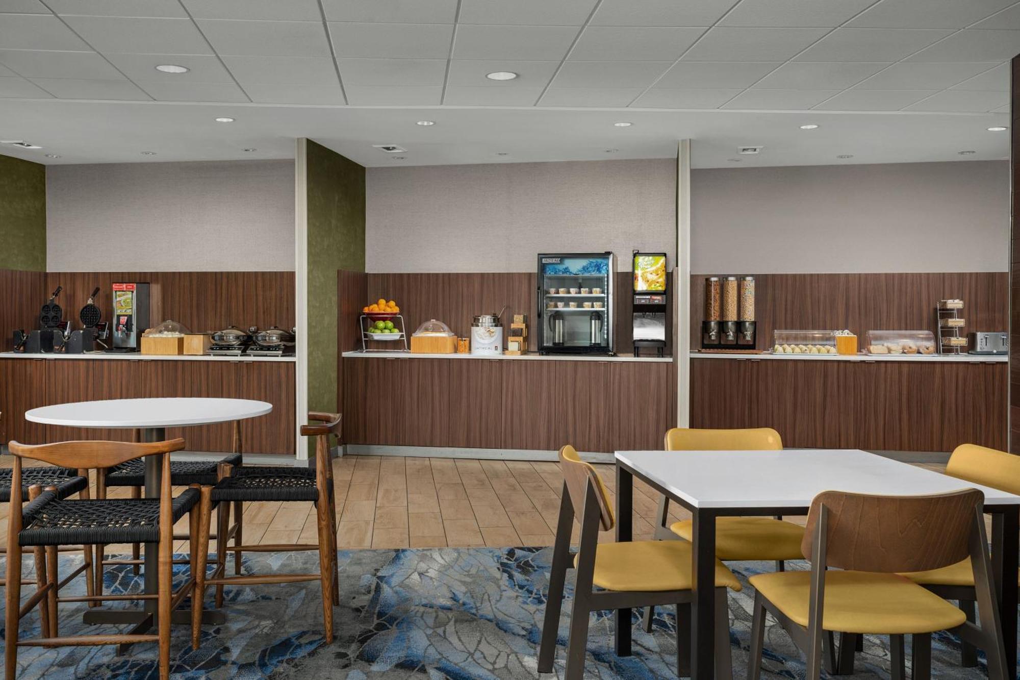 Fairfield Inn & Suites By Marriott Panama City Beach Upper Grand Lagoon Exteriör bild