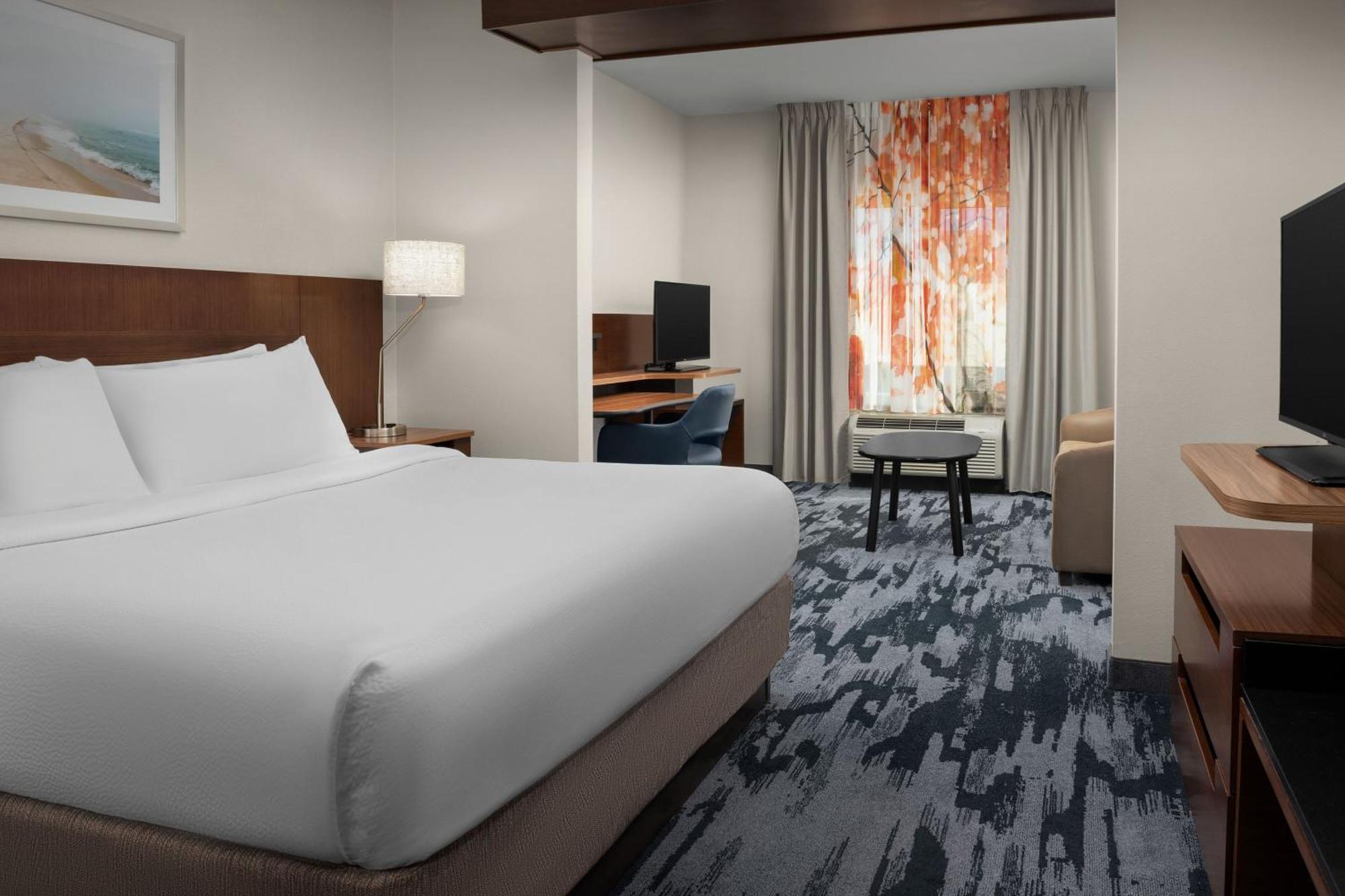 Fairfield Inn & Suites By Marriott Panama City Beach Upper Grand Lagoon Exteriör bild