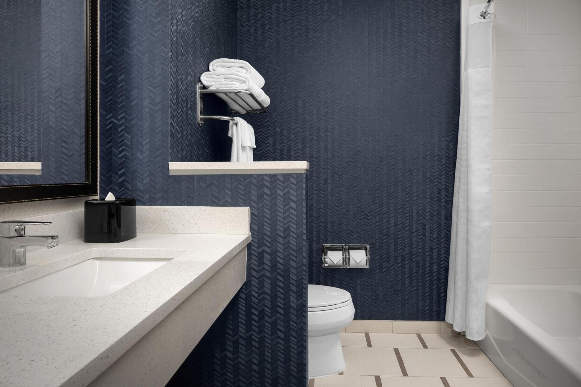 Fairfield Inn & Suites By Marriott Panama City Beach Upper Grand Lagoon Exteriör bild