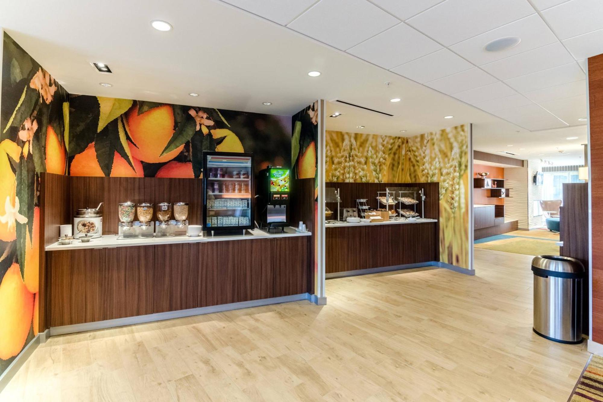 Fairfield Inn & Suites By Marriott Panama City Beach Upper Grand Lagoon Exteriör bild