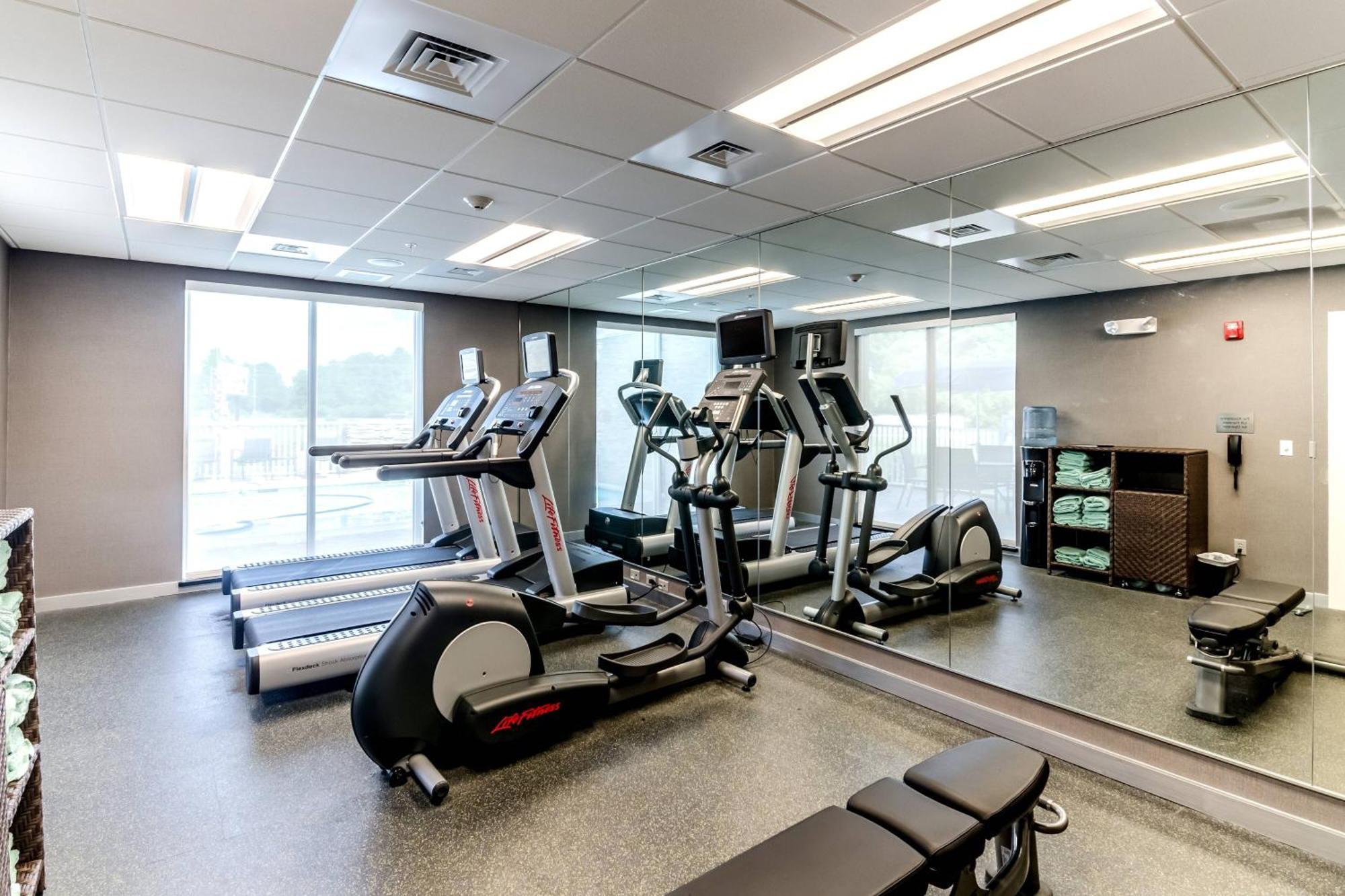Fairfield Inn & Suites By Marriott Panama City Beach Upper Grand Lagoon Exteriör bild