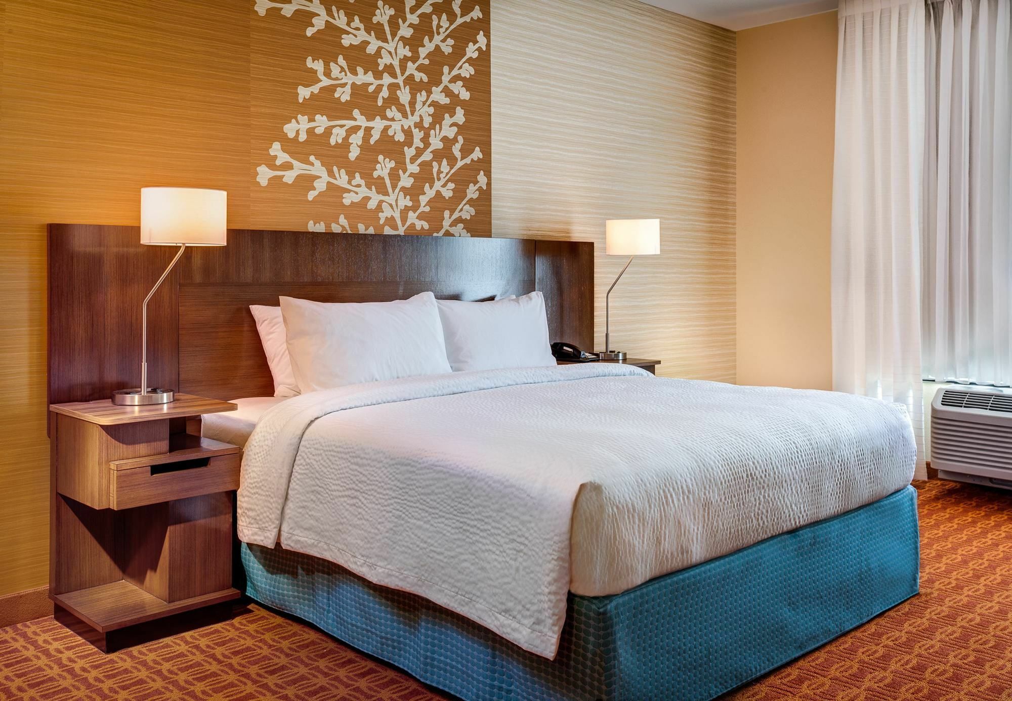 Fairfield Inn & Suites By Marriott Panama City Beach Upper Grand Lagoon Exteriör bild