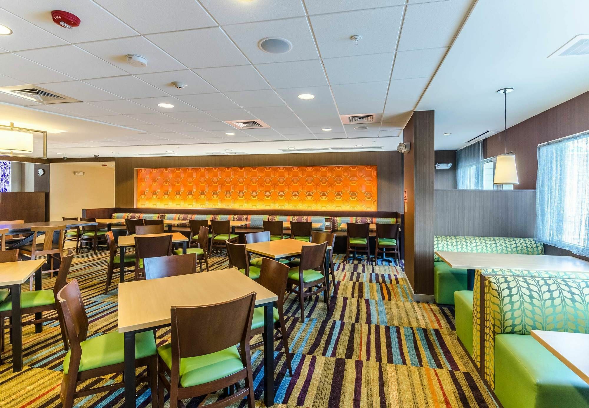 Fairfield Inn & Suites By Marriott Panama City Beach Upper Grand Lagoon Exteriör bild
