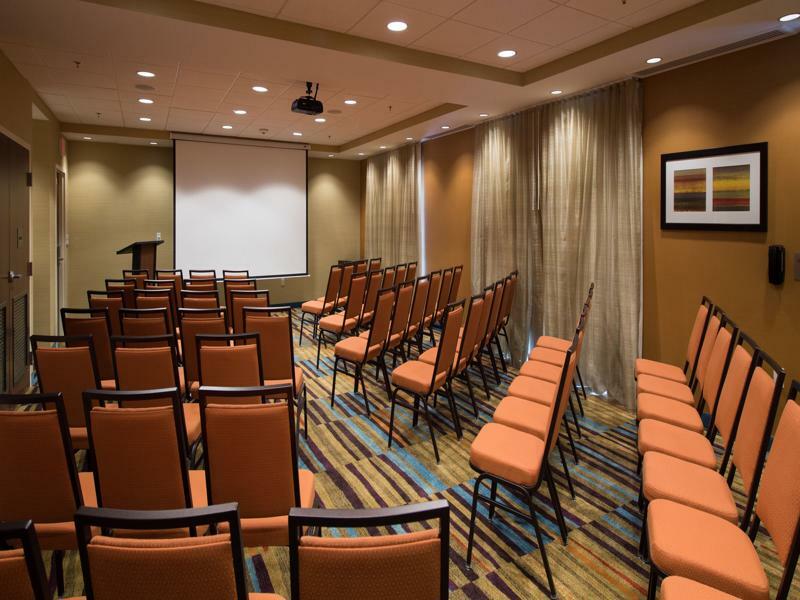 Fairfield Inn & Suites By Marriott Panama City Beach Upper Grand Lagoon Exteriör bild